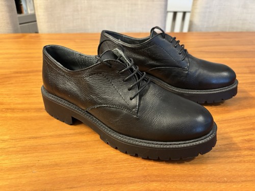 Red dead black leather - black,