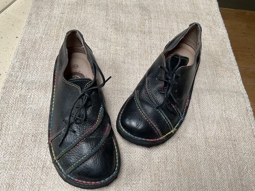 Red dead black leather - or,