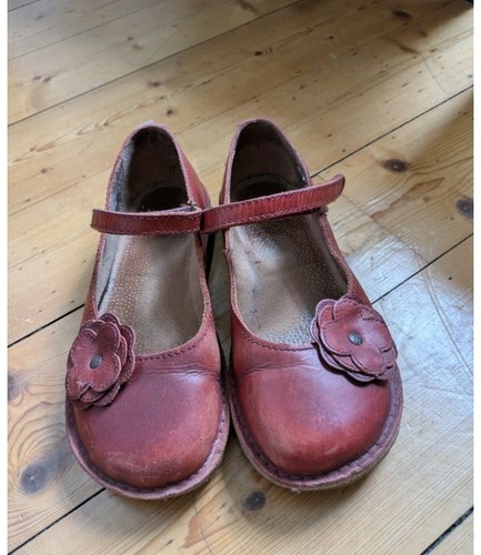 Red dead mary - dead,