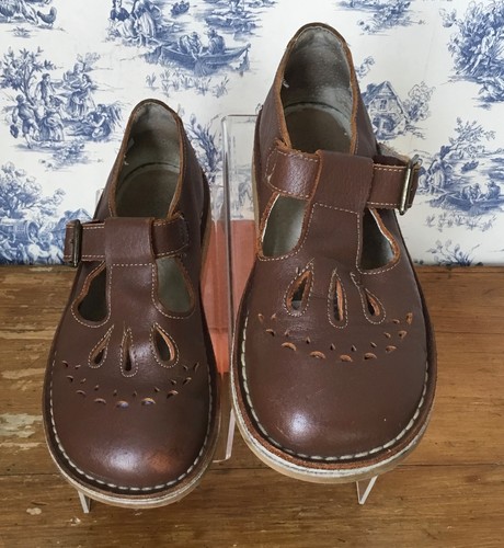 Red dead jade brown - red,