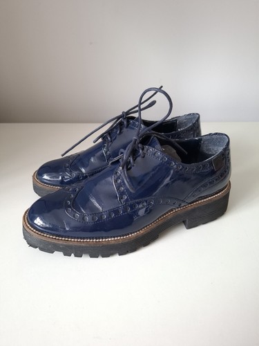Red dead navy patent brogue - navy,