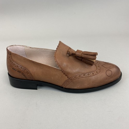 Red dead rod lyle tan - red,