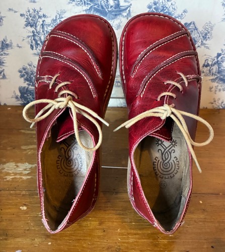Red dead burgundy - or,