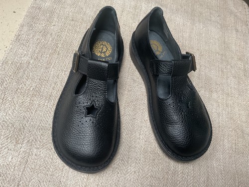 Red dead black leather - dead,